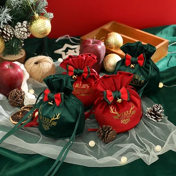 1 ADET Merry Christmas Hediye Çantası Şeker Noel Elma Kadife İpli Torbalar Düğün Feative Parti Yeni Yıl Favor Hediye Ambalaj Poşetleri