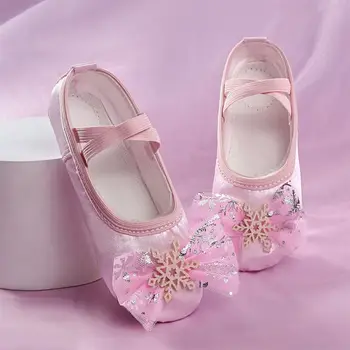 1 Çift Kar Kız dans ayakkabıları Sevimli Parlak Yay Düğüm Prenses Ayakkabı Profesyonel Saten bale ayakkabıları Çocuk