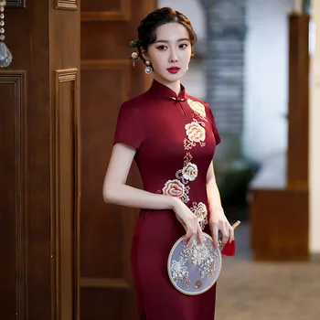 Bahar Zarif Mandarin Yaka Uzun Tarzı Saten Qipao Çiçek Nakış Kısa Kollu Cheongsam Çin Kadın Elbise