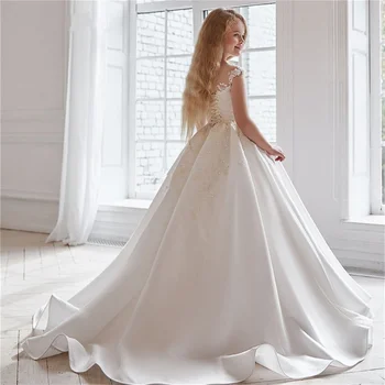 Beyaz çiçek Kız Elbise Düğün İçin Kabarık Kolsuz Aplike Kat Uzunluk İlk Communion Kutlama Balo doğum günü partisi elbisesi