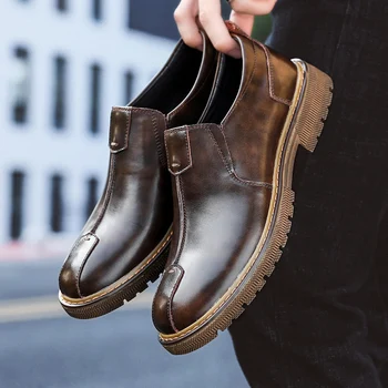 Erkekler Oxfords Ayakkabı İngiliz Tarzı Erkek Hakiki Deri Iş Resmi Ayakkabı Elbise Ayakkabı Erkekler Flats En Kaliteli Loafer'lar