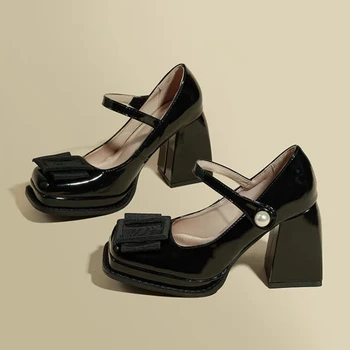 Kadın ayakkabısı İlkbahar ve Sonbahar Yeni Tek ayakkabı Mary Jane Kare Ayak Kalın Topuk Düz Renk PU Tatlı Mizaç kadın ayakkabısı